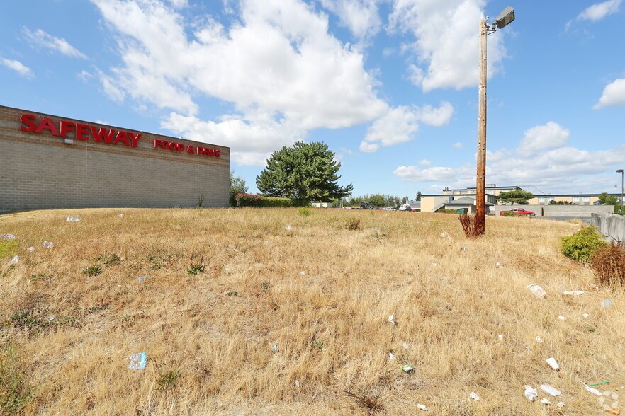 More Photos Of 209 Commercial St, Mount Vernon Land For Sale