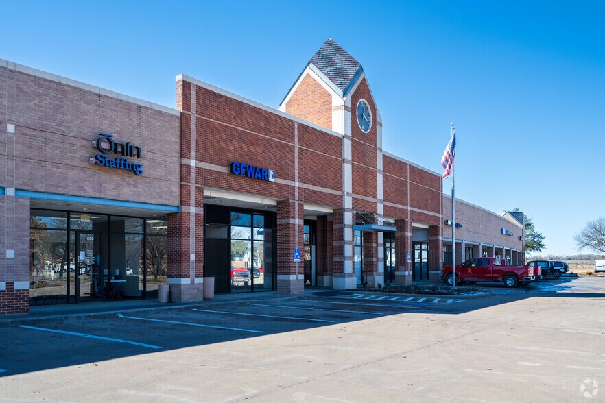 Primary Photo Of 2400 Westport Pky, Fort Worth Unknown For Lease