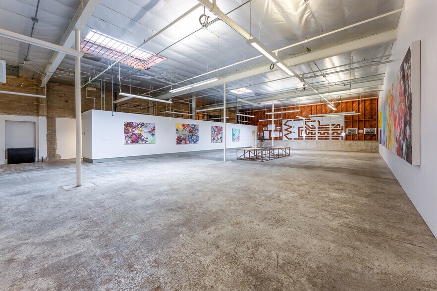 More Photos Of 2212 Main St, San Diego Industrial For Lease
