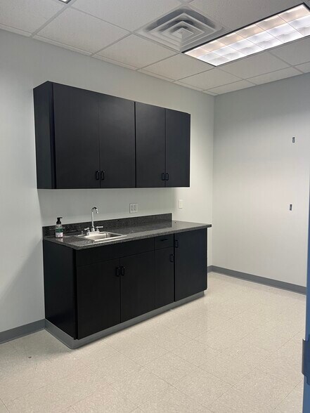 More Photos Of 4150 2nd St S, Saint Cloud Office For Lease