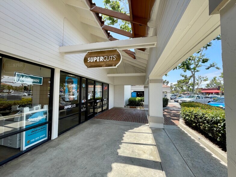 More Photos Of 1240 E Plaza Blvd, National City Freestanding For Lease
