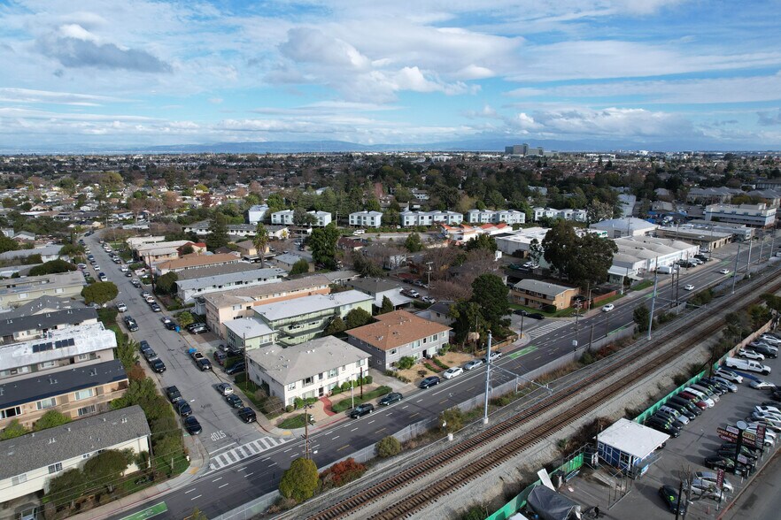 More Photos Of 19 E 41st Pl, San Mateo Apartments For Sale