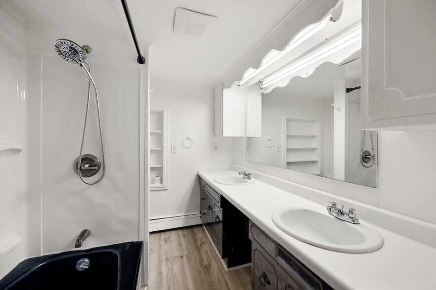 More Photos Of 275 W Main St, Norton Office Residential For Sale