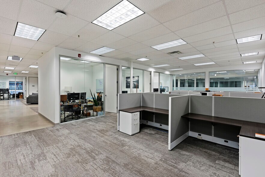 More Photos Of 155 31st St, Ogden Research And Development For Sale