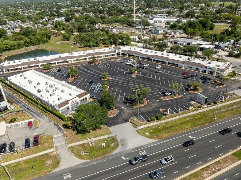 More Photos Of 10110-10156 US Highway 19, Port Richey Unknown For Lease