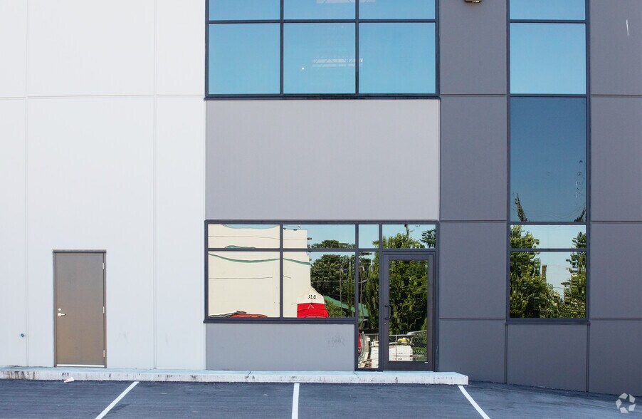 More Photos Of 18898 98 Ave, Surrey Industrial For Lease