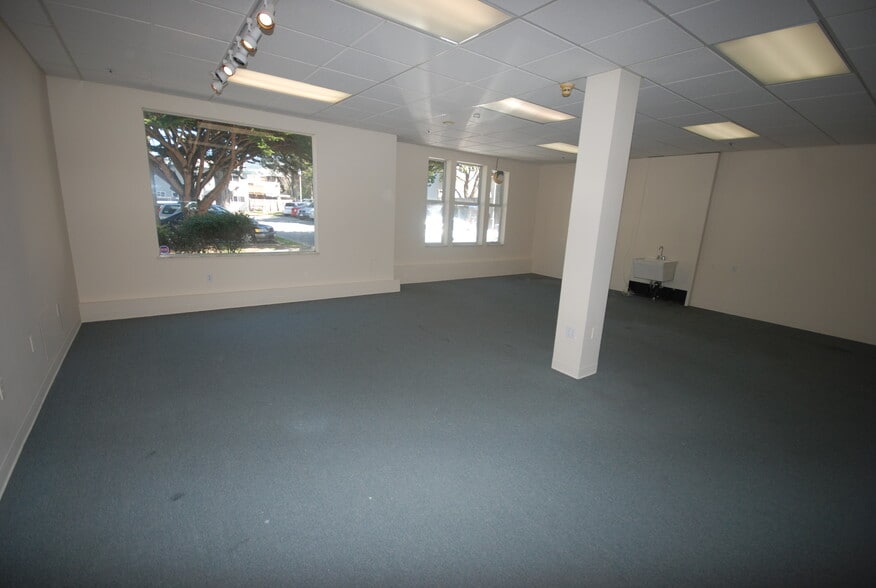 More Photos Of 225 Rockaway Beach Ave, Pacifica Storefront Retail Office For Lease