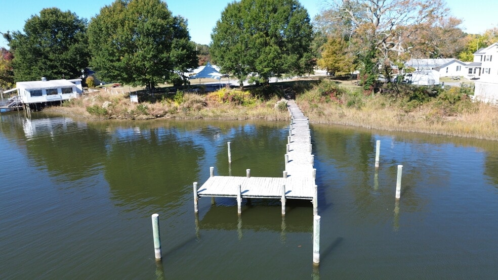 More Photos Of 38869 Morris Point Rd, Abell Restaurant For Sale