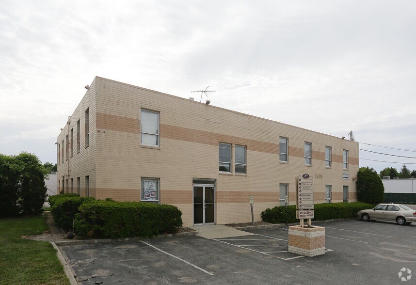 More Photos Of 1615 Ninth Ave, Bohemia Office For Sale