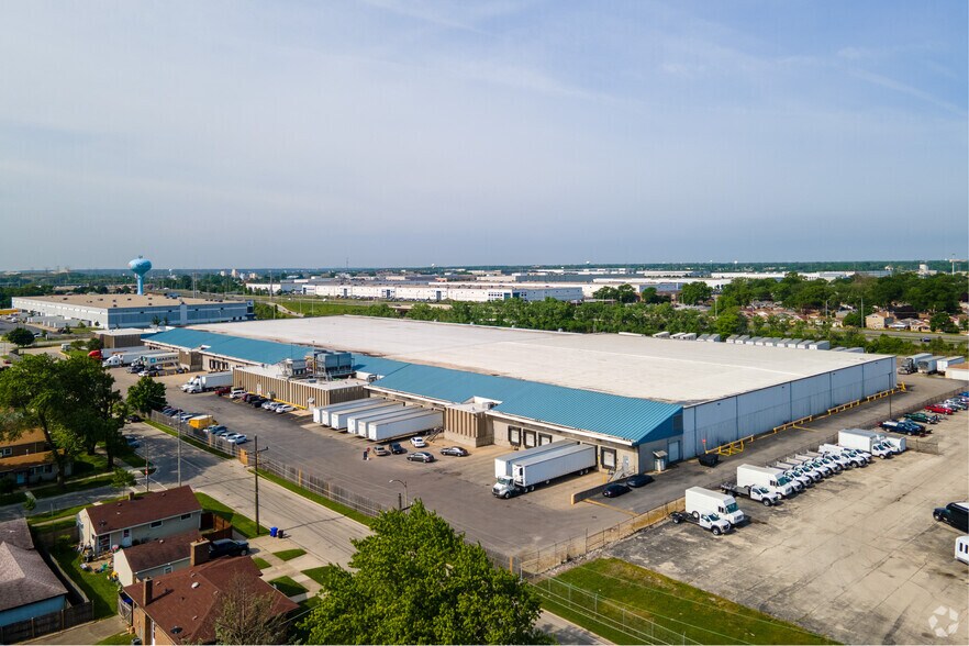 More Photos Of 8424 W 47th St, Lyons Refrigeration Cold Storage For Lease