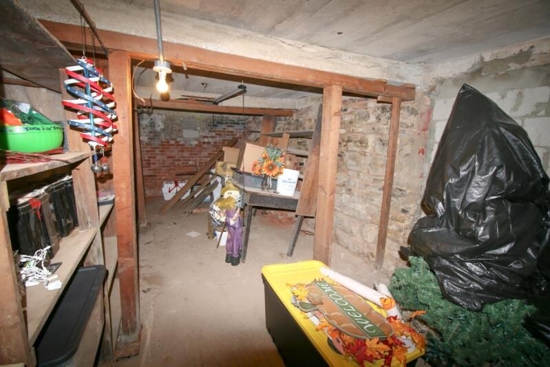 More Photos Of 100 W 4th St, Hobart Restaurant For Sale