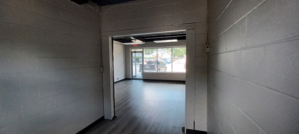 More Photos Of 2623 Lebanon Pike, Nashville Medical For Lease