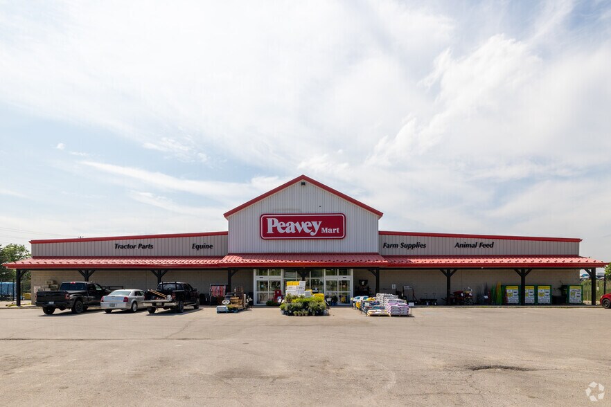 More Photos Of 4874 Concession Rd 7, Alliston General Retail For Lease