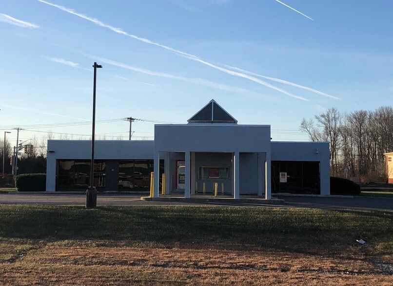 More Photos Of 3600 E Landis Ave, Vineland Bank For Lease