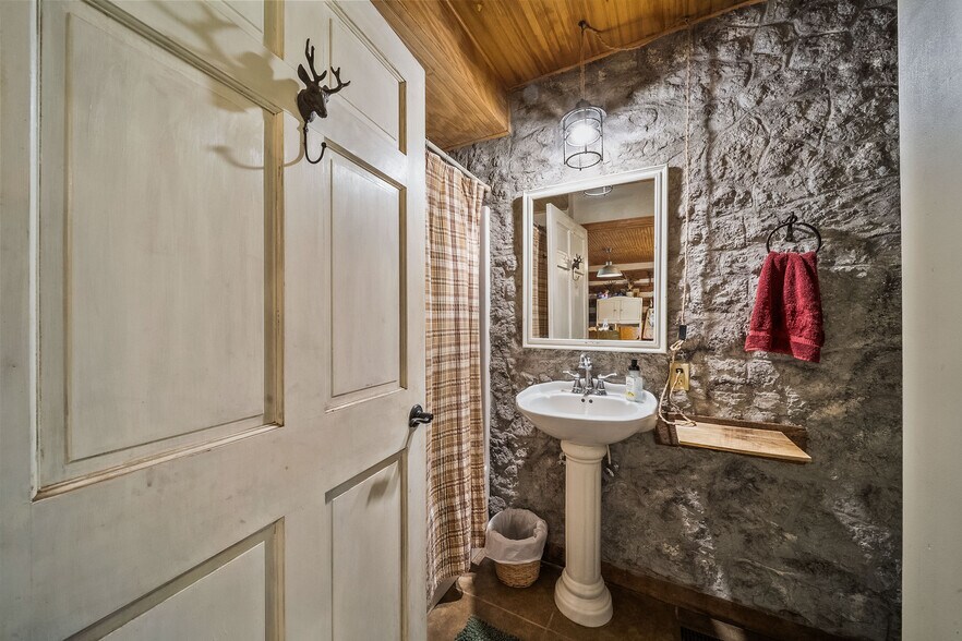 More Photos Of 129 Vaughan Rd, Eldon Lodge Meeting Hall For Sale