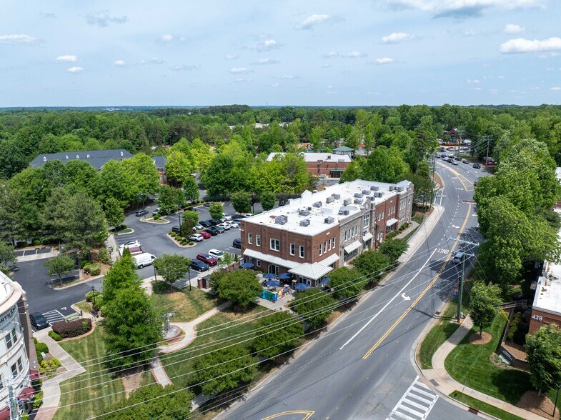 More Photos Of 435 N Trade St, Matthews Office For Sale