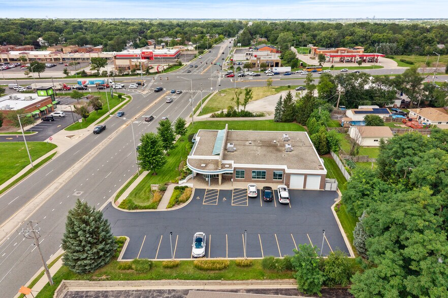 More Photos Of 1159 N Main St, Glendale Heights Office For Sale