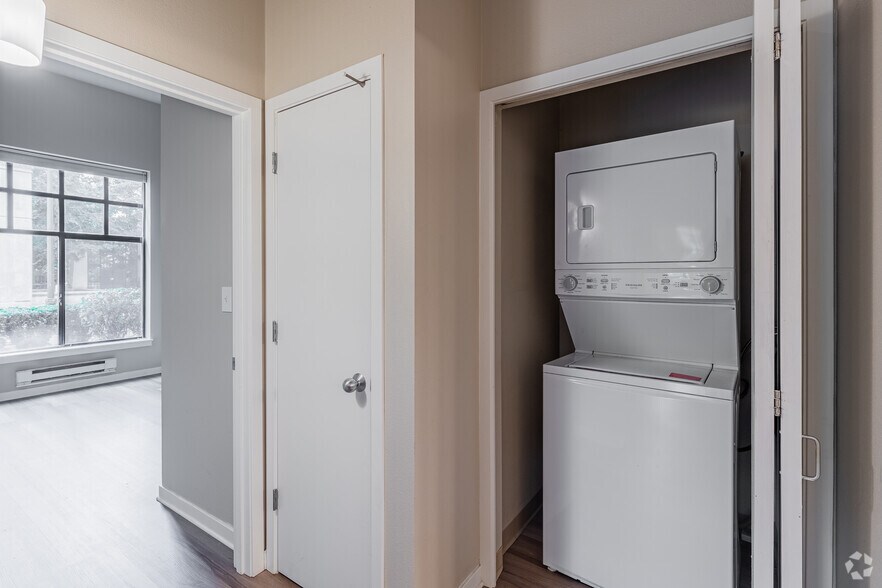 More Photos Of 1102 NW Lovejoy St, Portland Apartments For Lease