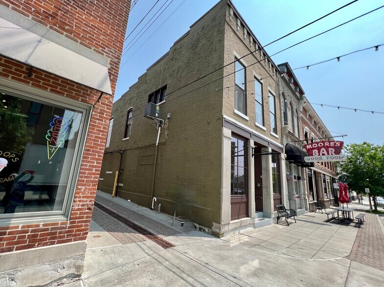 More Photos Of 15 S Indiana St, Greencastle Storefront Retail Office For Sale