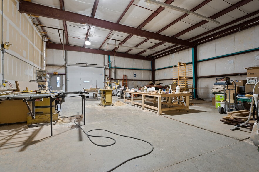 More Photos Of 11 Overlook Dr, Hamden Warehouse For Sale