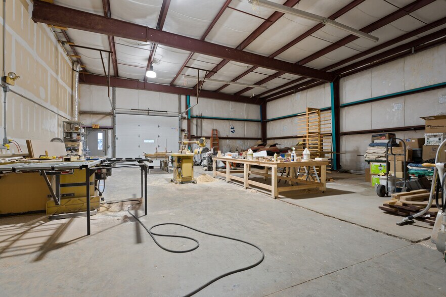 More Photos Of 11 Overlook Dr, Hamden Warehouse For Sale