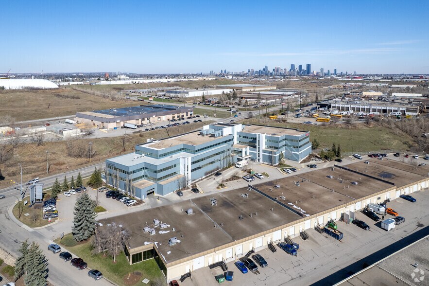 More Photos Of 1200 59th Ave SE, Calgary Office Residential For Lease