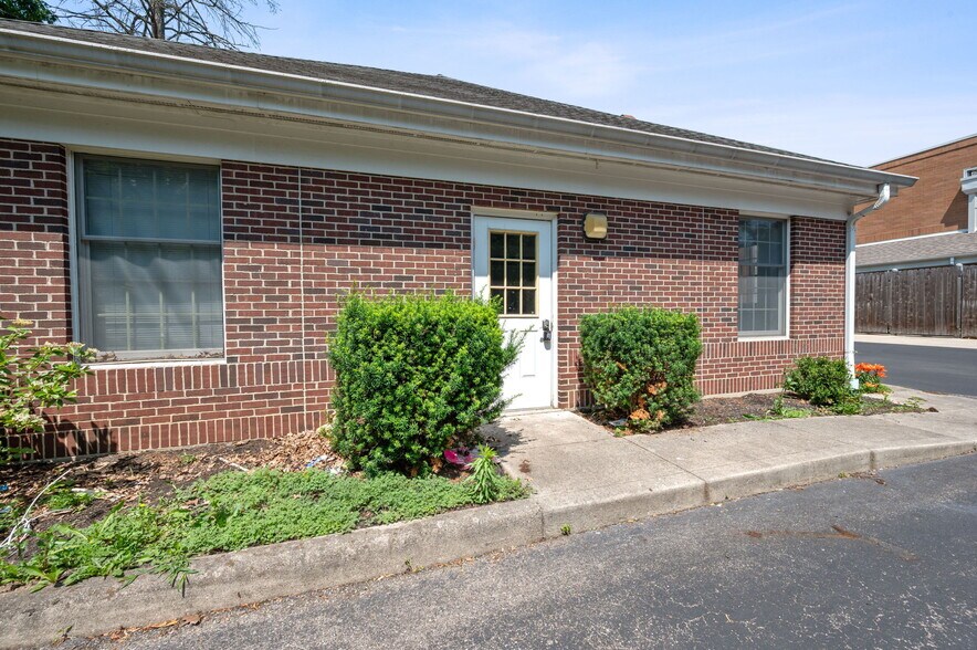 More Photos Of 4630 Pleasant Ave, Fairfield Medical For Lease