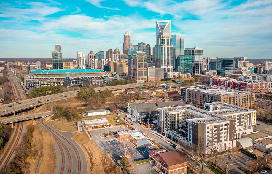 More Photos Of 1200 S Graham St, Charlotte General Retail For Lease