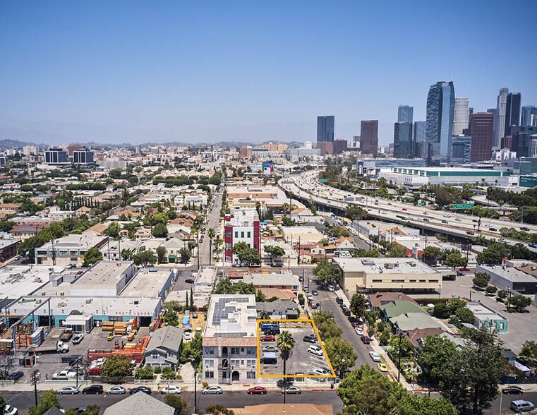 More Photos Of 1627 Oak St, Los Angeles Land For Sale