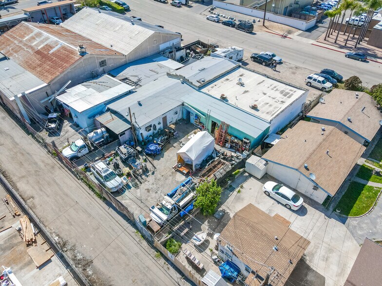 More Photos Of 629-633 W 5th Ave, Escondido Light Manufacturing For Sale