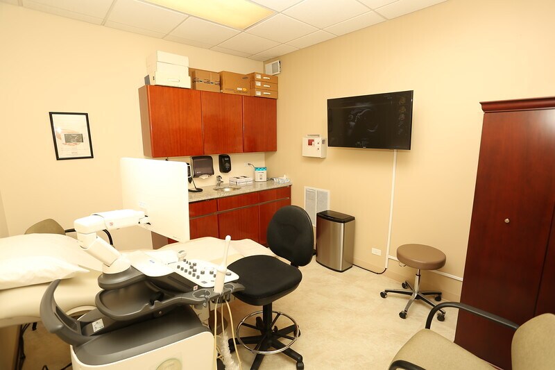 More Photos Of 58 E Walton St, Chicago Storefront Retail Office For Lease