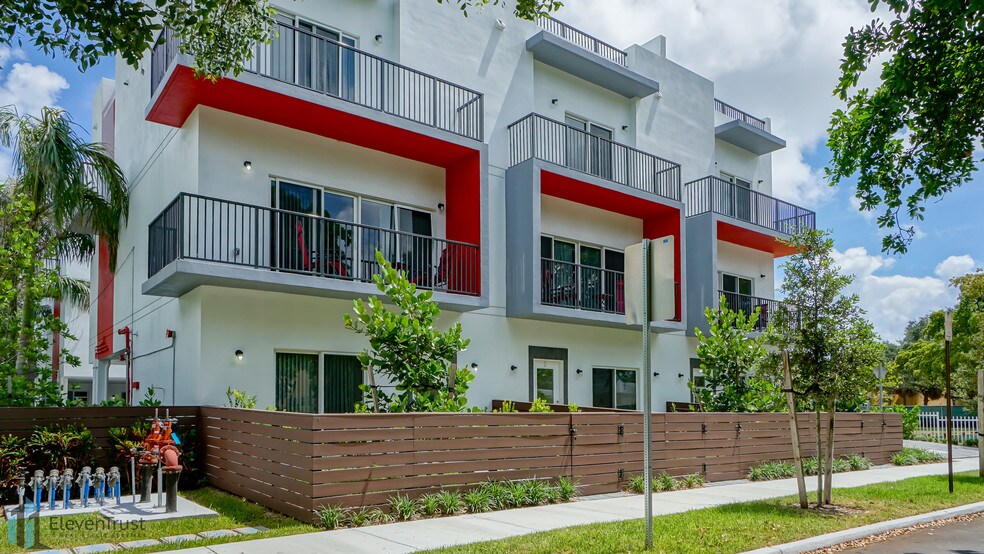 More Photos Of 1813 Madison St, Hollywood Apartments For Sale
