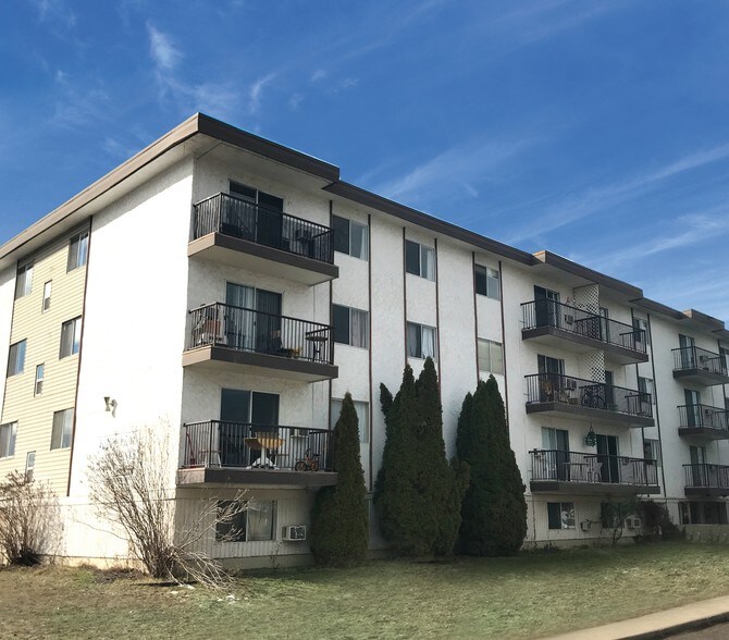 Primary Photo Of 1604 31 St, Vernon Apartments For Sale