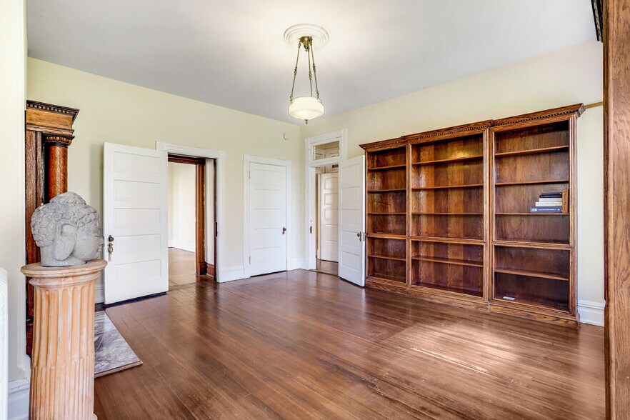 More Photos Of 1633 16th St Nw, Washington Specialty For Lease