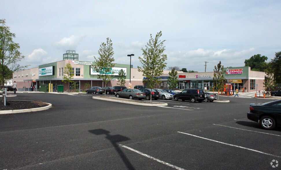 More Photos Of 5301-5373 Chew Ave, Philadelphia Unknown For Lease