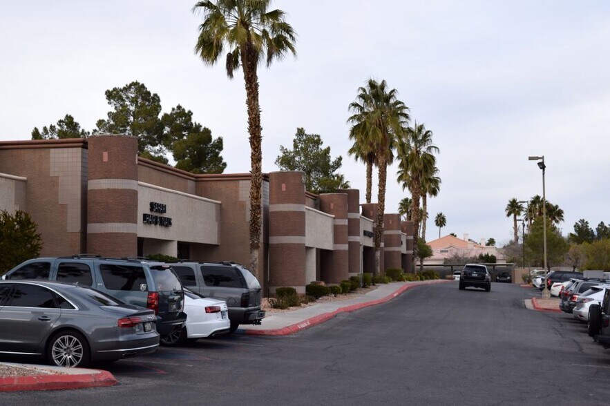 More Photos Of 8064-8084 W Sahara Ave, Las Vegas Office For Lease