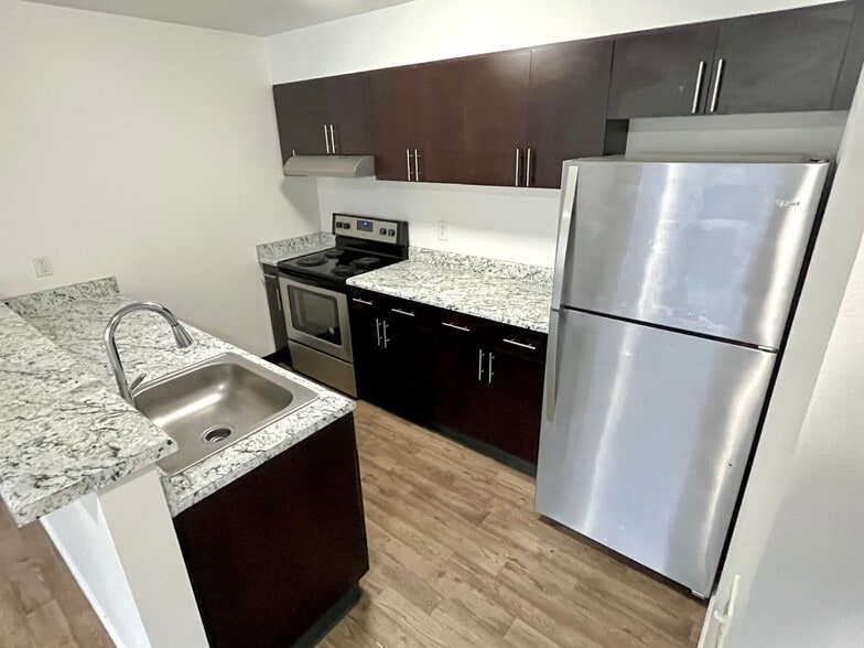 More Photos Of 5811 SE Boise St, Portland Apartments For Sale