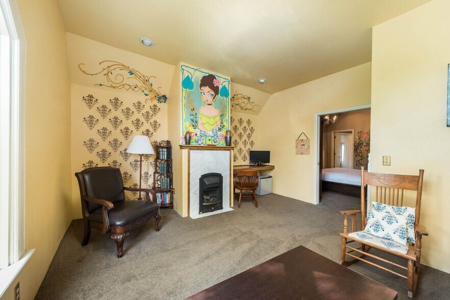 More Photos Of 2147-2151 Tremont Pl, Denver Hospitality For Sale