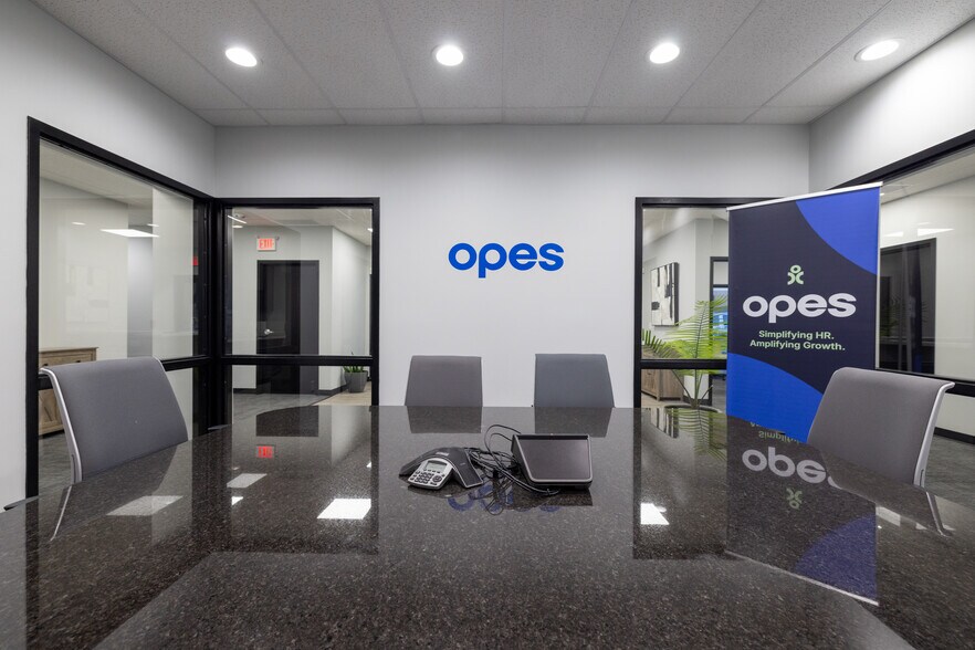 More Photos Of 214 E 18th Ave, North Kansas City Office For Lease