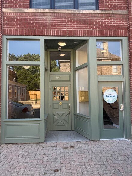 More Photos Of 105 Parsons Ave, Columbus Storefront Retail Office For Lease
