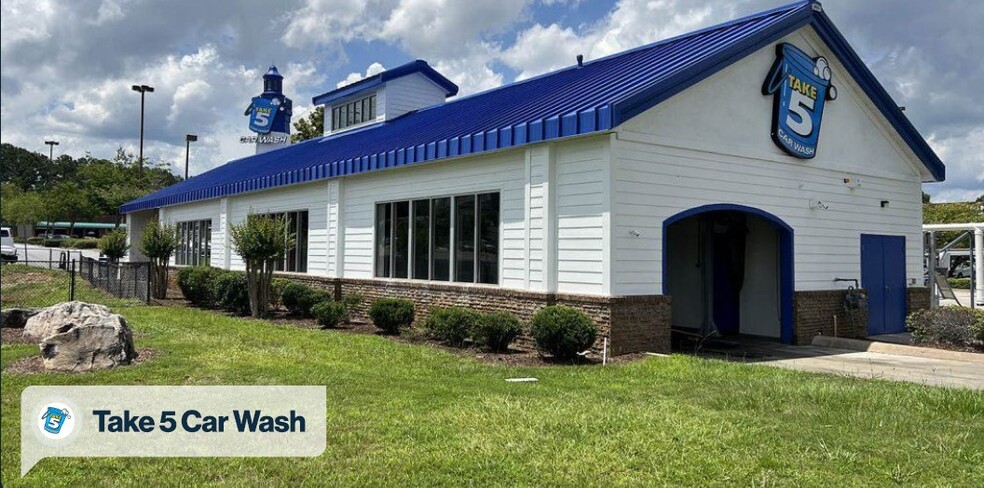 Primary Photo Of 3419 Elvis Presley Blvd, Memphis Carwash For Sale