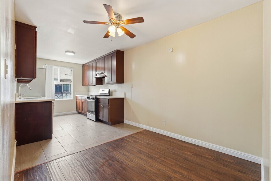 More Photos Of 2912 W 141st Pl, Gardena Multifamily For Sale