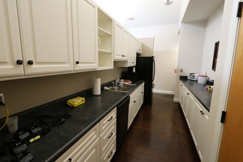 More Photos Of 209 Burgess St, Greer Office For Sale