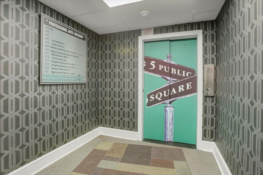 More Photos Of 5 Public Sq, Hagerstown Loft Creative Space For Lease