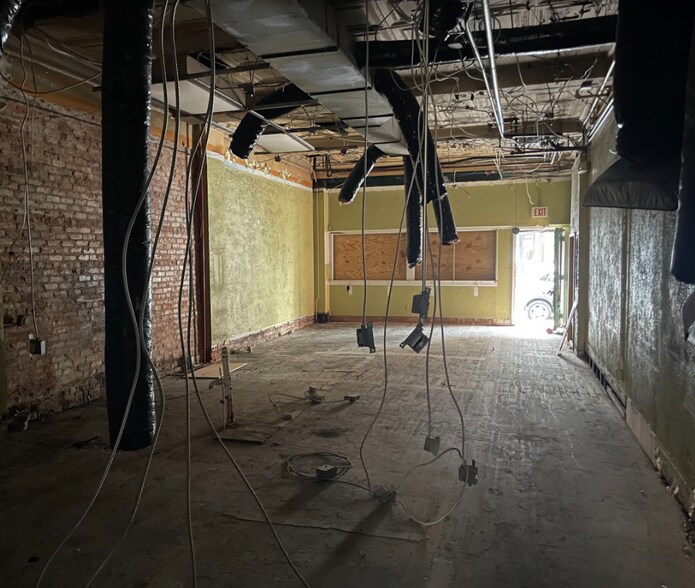 More Photos Of 133-137 E Hargett St, Raleigh General Retail For Lease