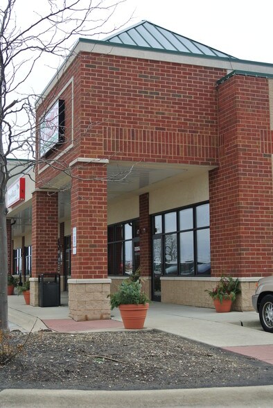 More Photos Of 352-362 N Randall Rd, North Aurora Restaurant For Lease