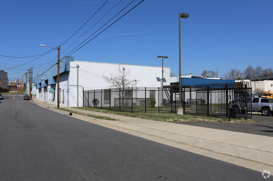 More Photos Of 800 N Mangum St, Durham Office For Lease