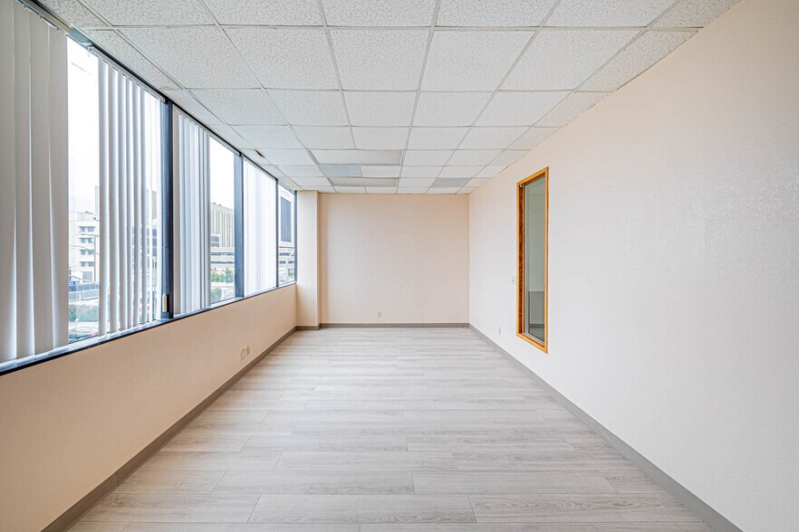 More Photos Of 980 Atlantic Ave, Long Beach Medical For Sale