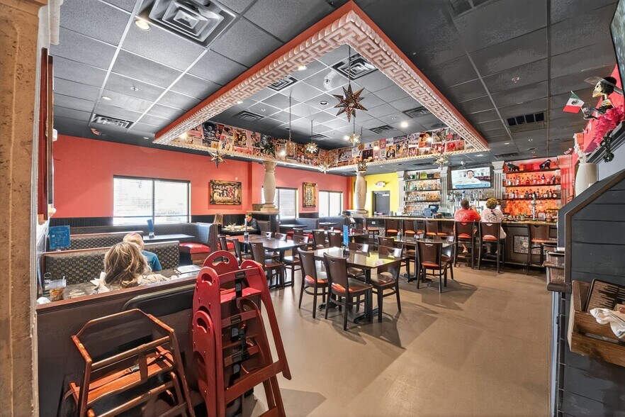 More Photos Of 275 N Equity Dr, Smithfield Restaurant For Sale