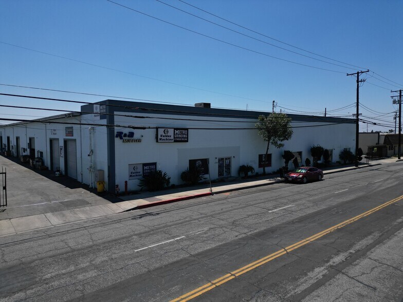 Primary Photo Of 1339-1341 W Brooks St, Ontario Warehouse For Lease